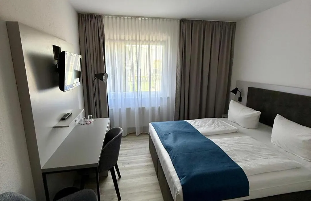Mercure Hotel Greifswald Am Gorzberg-1